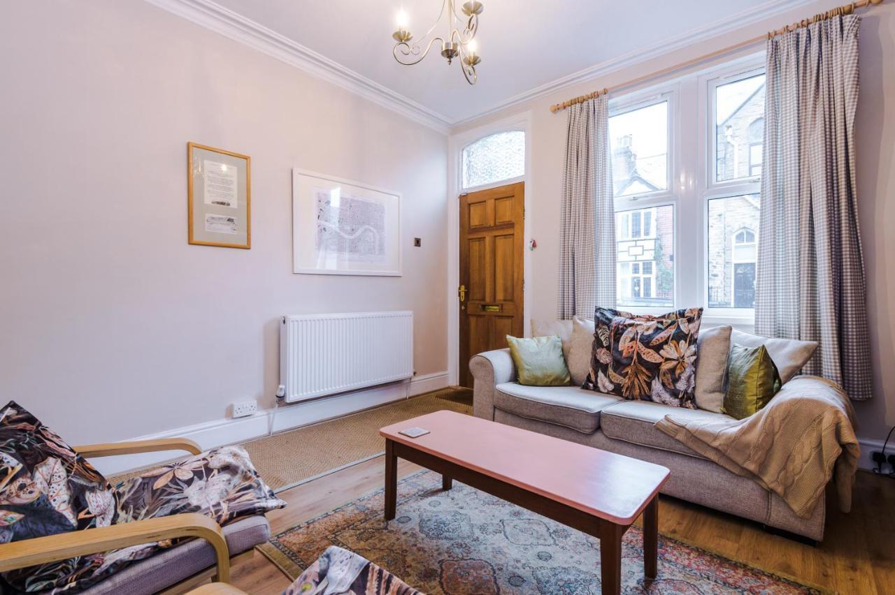 Cosy House With Garden & Parking, Sheffield Villa Ngoại thất bức ảnh