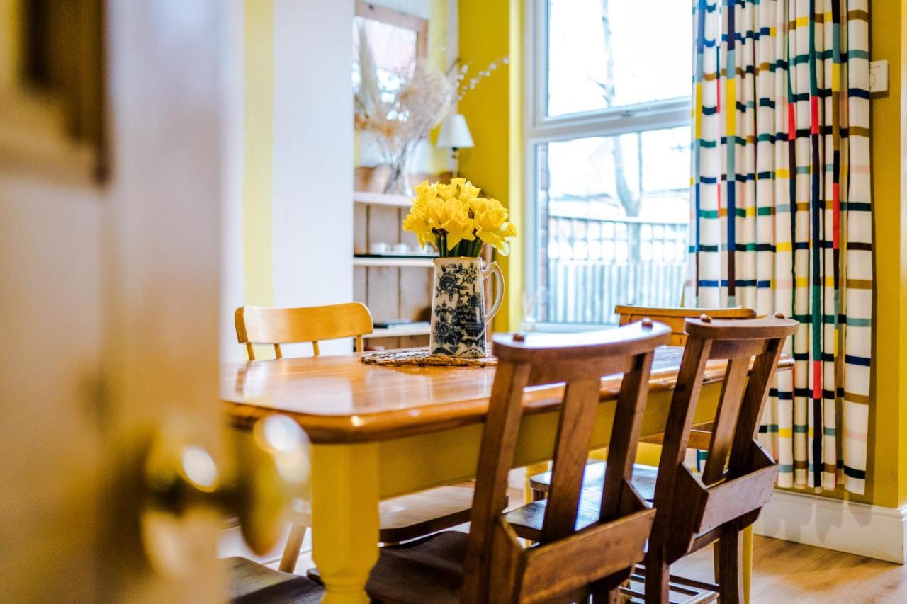 Cosy House With Garden & Parking, Sheffield Villa Ngoại thất bức ảnh
