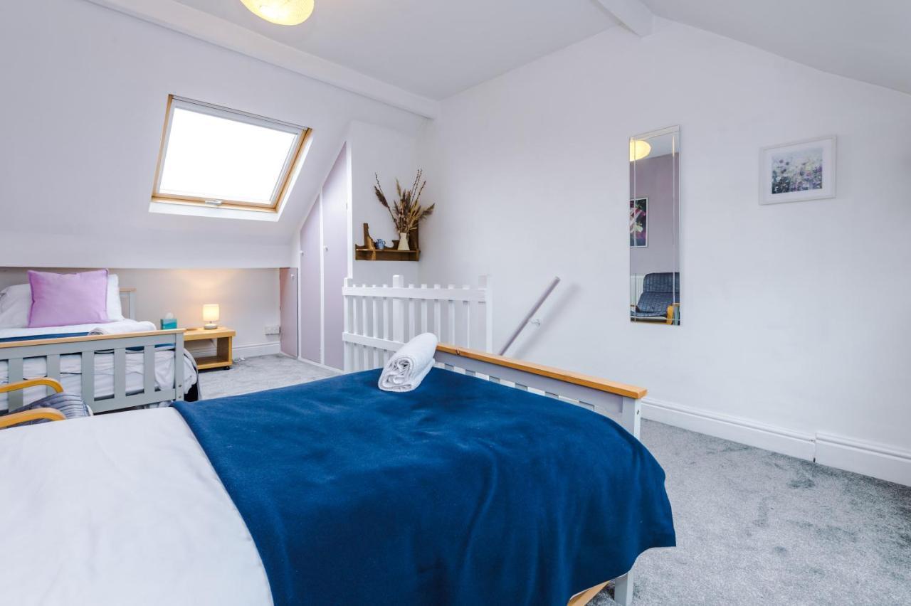 Cosy House With Garden & Parking, Sheffield Villa Ngoại thất bức ảnh